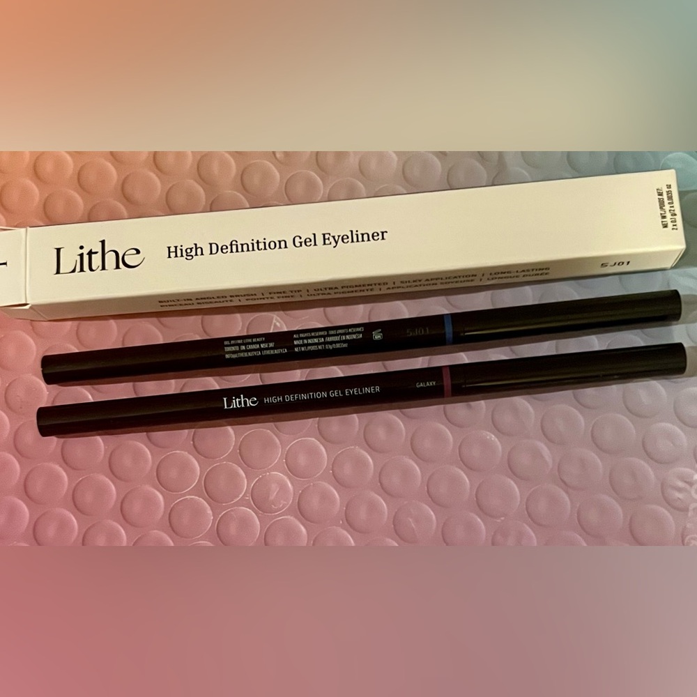 Lithe High Definition Gel Eyeliner Duo in Blueprint & Galaxy